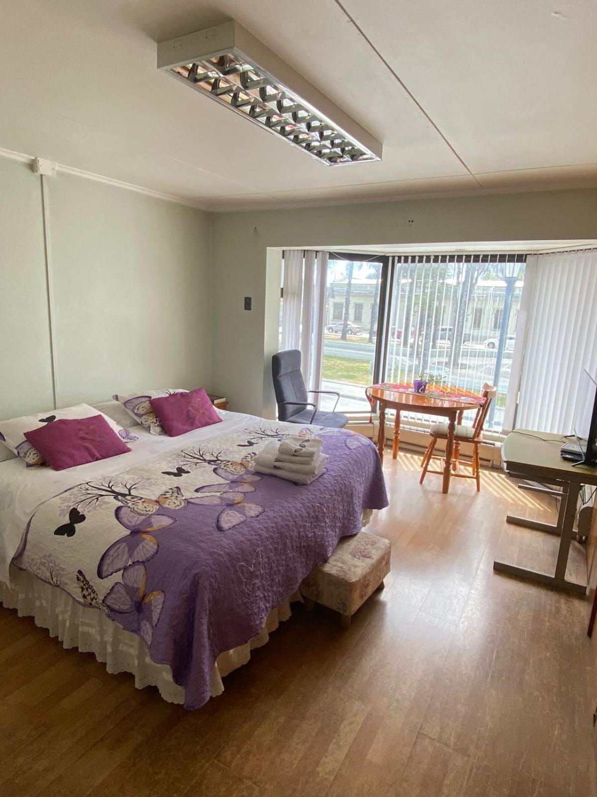 Karol Hostal Punta Arenas Eksteriør bilde